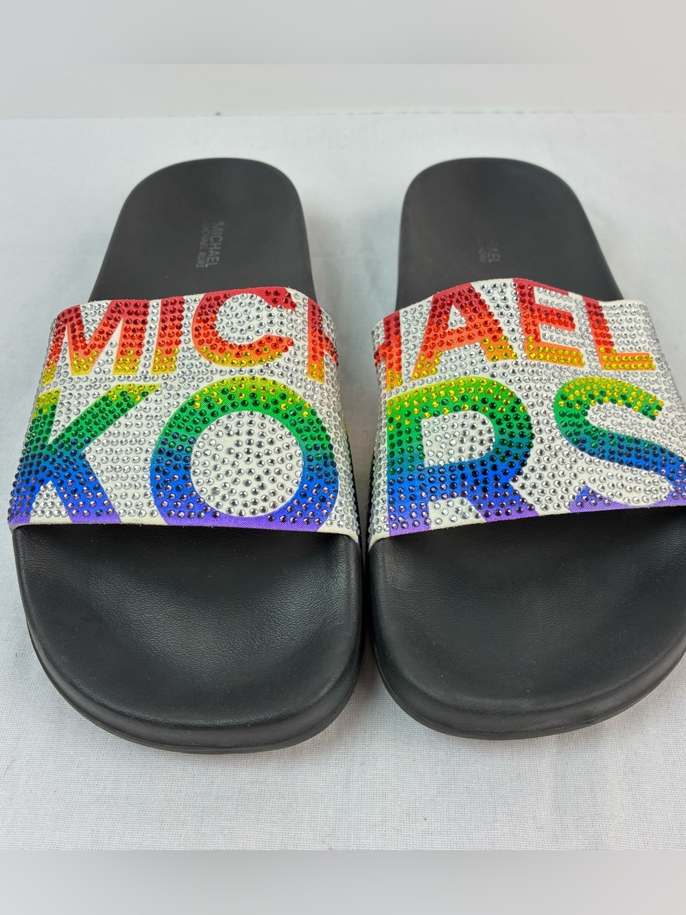 MICHAEL KORS Gilmore White Rainbow Gay Pride Crystal Logo Pool Slides 8M